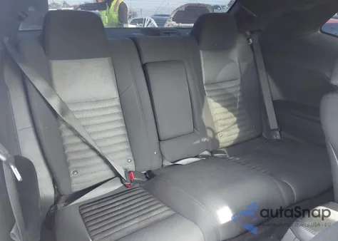 2013 Dodge Challenger Sxt z USA, uszkodzony, nr VIN 2C3CDYAG9DH704666